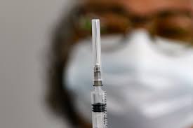 But it's not vaccines that will stop the pandemic, it's vaccination. Profissionais Da Rede Publica De Ensino Comecam A Ser Vacinados Neste Sabado Contra A Covid 19 Prefeitura Da Cidade Do Rio De Janeiro Prefeitura Rio