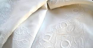 Mettez le tout dans votre lait, vinaigre blanc, citron, bicarbonate de soude… les ingrédients naturels que vous utilisez dans la maison sont très pratiques puisqu'ils peuvent être. Entretenir Son Linge Blanc M6 Deco Fr
