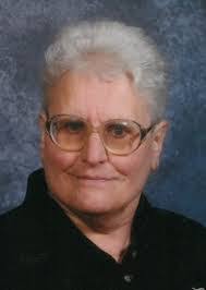 Ellie Doster's Instagram, Twitter & Facebook