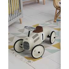 Porteur Voiture En Metal Blanc Creme L 76 Cm Vintage Maison Du Monde Cadeau Deco Deco Salle De Jeux