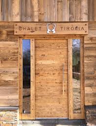 Altholz Lieferant Fur Altholzbau Und Altholz Innenausbau Altholzturen Altholz Haus Holzhaus