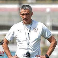 وانتقد كارتيرون، في تصريحاته عقب المباراة للموقع الرسمي لنادي، إقامة مباراة كبيرة بحجم الزمالك والإسماعيلي على ملعب السويس الجديد خاصة وأن الملعب ليس جيدا، حسب وصفه. Yr Kn9nluu9mgm