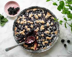 Crumble Aux Mures Sauvages Version British Crumble Aux Mures Crumble Alimentation