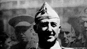 Francisco franco bahamonte — francisco franco « franco. Spanish Lawmakers Vote To Dig Up Ex Dictator Franco News Dw 13 09 2018