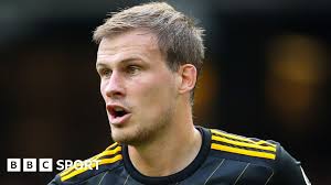 Ryan Bennett: Wolves defender joins Leicester for rest of season