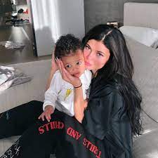 Полное имя — кайли кристен дженнер (kylie kristen jenner). How Motherhood Has Changed Kylie Jenner Does She Want More Kids E Online
