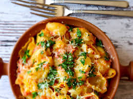The ingredients needed to prepare macaroni,tin fish and baked beans: 10 Best Canned Fish Pasta Recipes Yummly