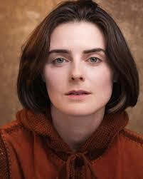 Julie Halperin's Instagram, Twitter & Facebook