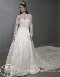 Find Your Replica Of Kate Middleton S Wedding Dress Kate Middleton Wedding Dress Wedding Dress Replica Wedding Day Dresses