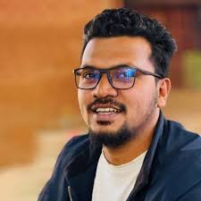 Understanding the Difference: Art Director vs.