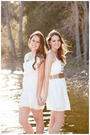 صور اخوات روعة Sisters Photoshoot Sister Poses Sister Photography
