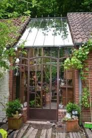 40 Amazing Diy Greenhouses Plans De Serre Maison Verte Jardin D Hiver