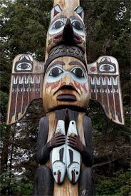 1075098 14118 600x450 Jpg 301 450 Pixels Native American Totem Native American Pictures Native American Totem Poles