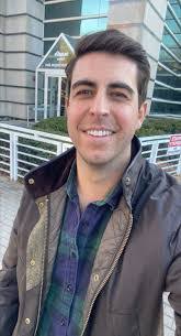 Daryll Smith's Instagram, Twitter & Facebook