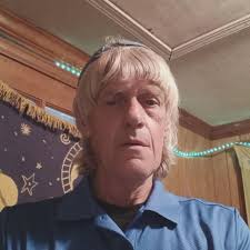 Timothy Logan silver (@timothylogansilver) • Threads, Say more