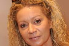 Raphaëlle Ricci fête ses 57 ans : vie privée, violences psychologiques,  "nièce" à la Star Academy, nouveau métier