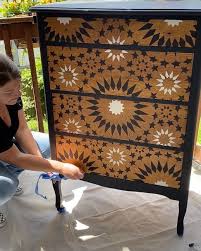 Transform your blah furniture into a ravishing beauty with fusion mineral's mandala stencil technique. Pin On Stenciled Painted Furniture