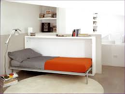 Da chiuso occupa solo 35 cm in profondità, ed in pochi secondi il mobile si ribalta e si trasforma in un comodo letto. NouÄƒ Foarte Ieftin Cum SÄƒ Cumpere Letto Scomparsa Amazon Cityadvertising Ro