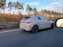 Cena vozu v základní výbavě by se měla pohybovat na úrovni 330 tisíc korun. Skoda Uz Pilne Testuje Novou Fabii Muzete Ji Potkat Na D11 Portal Ridice