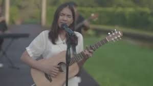 Maybe you would like to learn more about one of these? Lirik Dan Chord Gitar Lagu Kota Udara Mana Kini Yang Kau Hirup Dinyanyikan Oleh Dere Berita Diy
