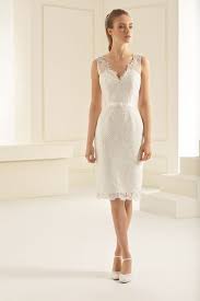 Ein besonderes kleid für einen besonderen anlass: Etui Brautkleider Kleider In Etui Stil Kurze Brautkleider Mit Eleganz