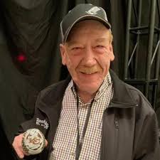 Gregory Whipple's Instagram, Twitter & Facebook