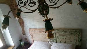 Ancora più importante, il design che si cerca deve migliorare la sensazione della casa e iniettare una ventata di vita fresca in essa. Camera Vintage Letto Matrimoniale Divisibile In Due Singoli Zorba Il Buddha