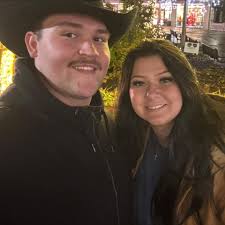 Who can replace laminate flooring in my apartment?