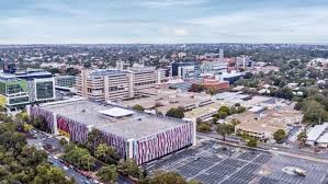 Hospital queen elizabeth) in kota kinabalu, sabah is the main hospital for the city and the whole sabah. Home Qeiimc