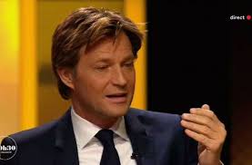 Tout ce qu'il faut savoir sur laurent delahousse. Video Le Clin D Oeil De Laurent Delahousse A Sa Compagne Alice Taglioni France 2