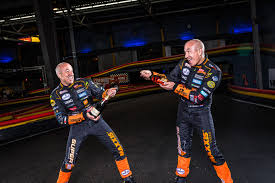 Tim Alfa y Tom Romeo Coronel, los gemelos más locos del automovilismo  mundial