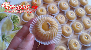 حلوة بدون فرن ب3 مكونات بدون شوكولاتة ولا كراميل كتخرج 40 حبة بمقادير قليلة راقية وسريعة التحضير Youtube In 2020 Vegan Chocolate Pudding Vegan Chocolate Food