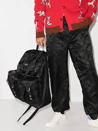 Search, discover and share your favorite gucci gifs. Gucci Off The Grid Gg Multi Pocket Backpack Farfetch