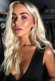 This gives your hairstyle a chic boho look. 91 Of The Best Platinum Blonde Hairstyles