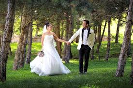 Das wichtigste kleid einer frau sollte gut gewählt sein. Heiraten In Polen Tipps Und Wissenswertes Fur Den Besonderen Tag