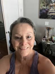 Hi, I am Jewish, in my 30's, single no kids. Living in Mexico. Ideal  partner would be a man who is understanding, respectful, seeking to have a  family. We can talk more