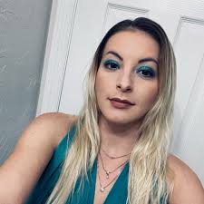 Who are good dog groomers in Delray Beach for older dogs?