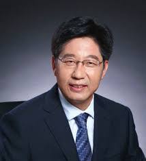 Xiaoqian Huang's Instagram, Twitter & Facebook