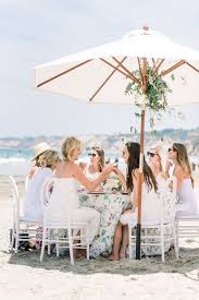 All White Gender Surprise Beach Baby Shower In La Jolla Pura Soul Photography San Diego Weddi Beach Baby Showers Gender Surprise Gender Neutral Baby Shower