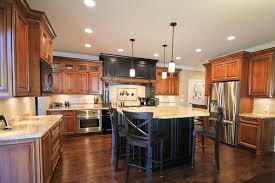henry traditional two tone kitchen