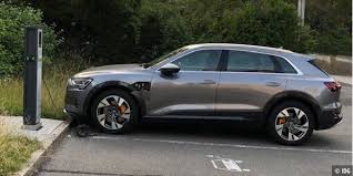 It is believed the ev is being developed. Audi E Tron Im Test Freud Und Leid Mit Dem 105 000 Euro Suv Pc Welt