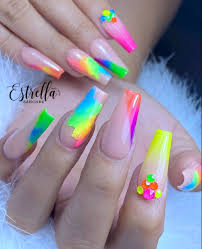 Hay muchas ganas de verano. Pin De Estrella Sanchez En Disenos De Unas Arte Para Unas Largas Unas Postizas De Gel Tutorial De Unas Acrilicas
