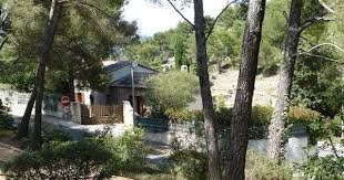 Vente Villa Piscine Stcyrsurmer Proche Bandol Dans Le Var Prix 580 000 Plus De Details Sur Le Site Immofrance International Villa Immobilier Piscine