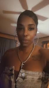 Stephanie Poore's Instagram, Twitter & Facebook