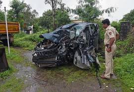 Satish said local bharatiya janata party (bjp) legislator, sudhakar kohle, was trying to convince chief minister devendra fadnavis to. 7 Of Family Including 3 Kids Killed As Car Crashes Into Tree Near Pune Hindustan Times
