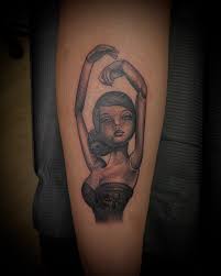 The name is Ruben Ledezma and im a self taught tattoo artist from NYC with  10+ years of experience. With a versatility in styles from realism to neo  traditional, I look forward