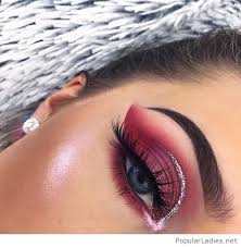 pink eye makeup with silver glitter line