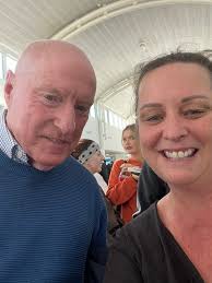 Could someone please crop the people in the background out for me 😊😊