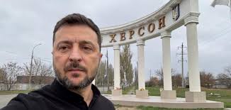 Зеленский в третью годовщину освобождения Херсона посетил город - фото |  OBOZ.UA