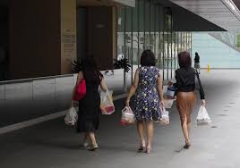 Wages in singapore increased to 6159 sgd/month in the first quarter of 2021 from 5877 sgd/month in the fourth quarter of 2020. Minimum Qualifying Salary For Employment Pass Holders Goes Up To S 4 500 Higher Salary Criterion For Financial Services Says Singapore Mom Singapore Malay Mail